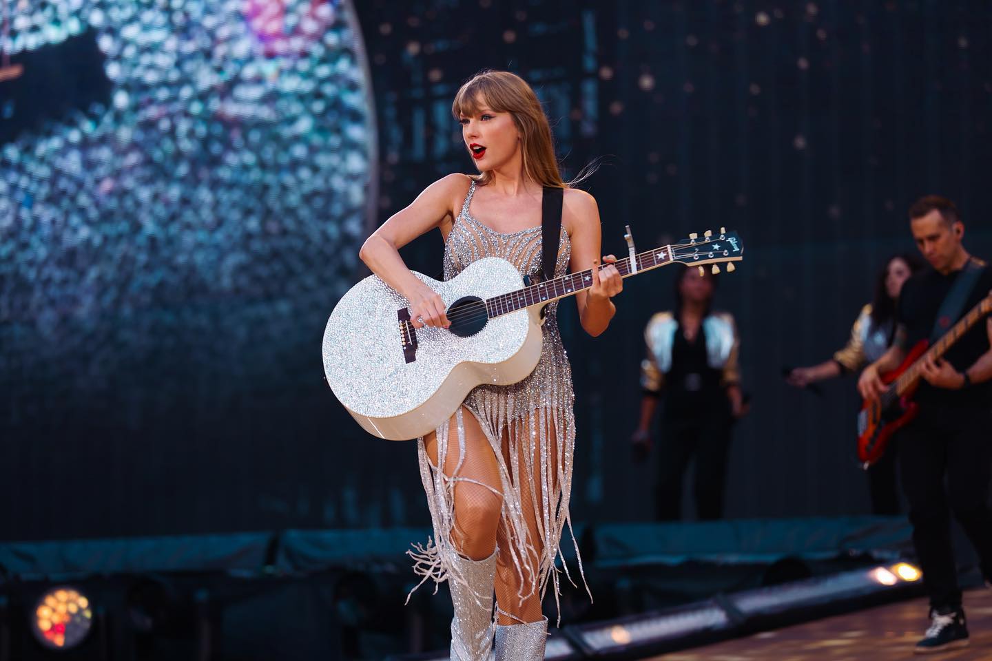 Taylor Swift Education, Love Life and Net Worth